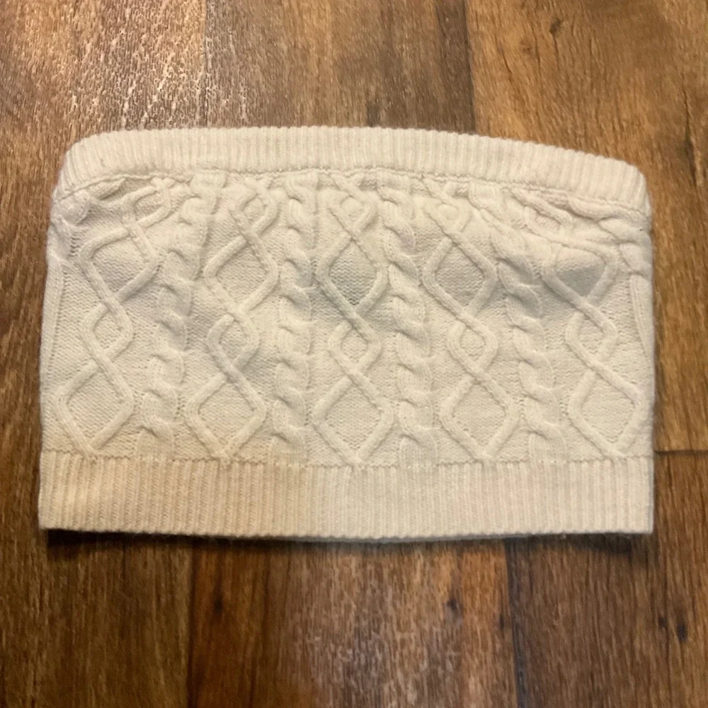 Lulu's Sweater Halter‎ Top Size Small Cream Knit Womens